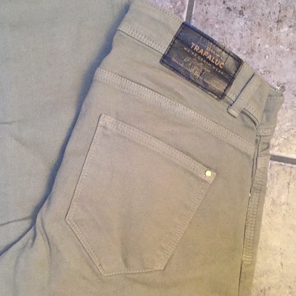 Zara Skinny Jeans - Picture 1 of 7